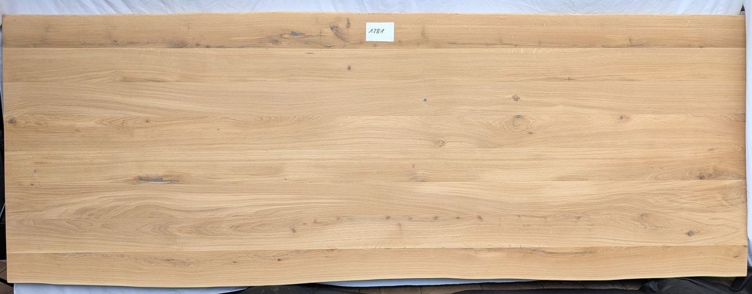 280 x ca. 100 - 103 x 4 cm Eiche geschliffen, Massivholz Tischplatte Baumkante