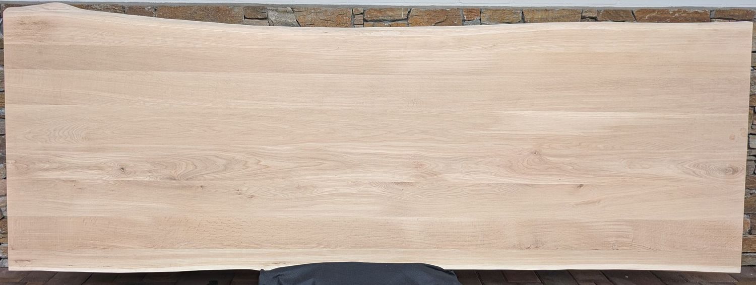 300 x ca. 100 - 108 x 4 cm Eiche geschliffen, Massivholz Tischplatte Baumkante