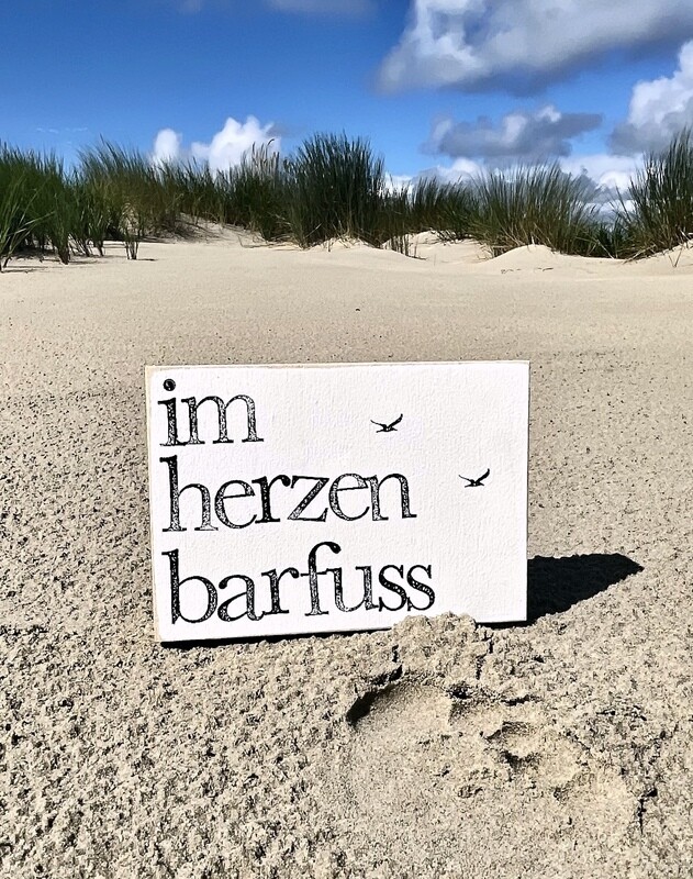 Schild "im Herzen barfuß"