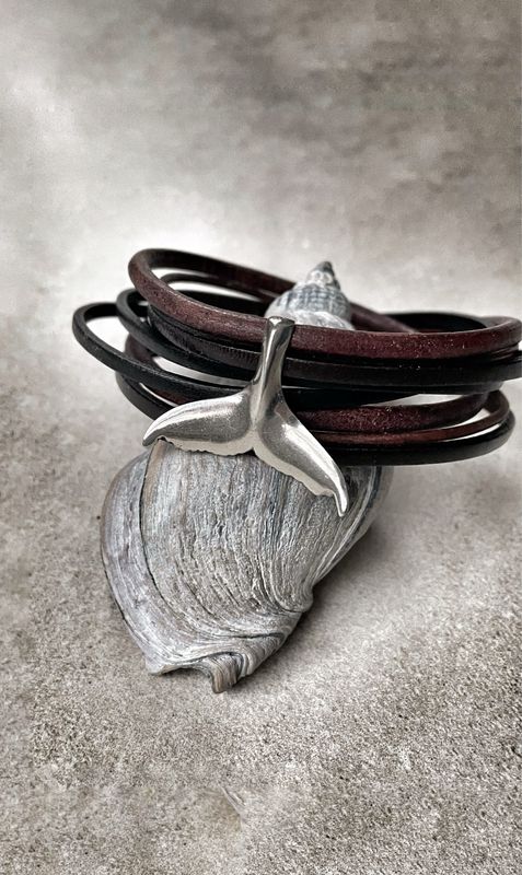 Lederarmband mit 925er Silber Wal Fluke Lederarmband mit 925er Silber Wal Fluke