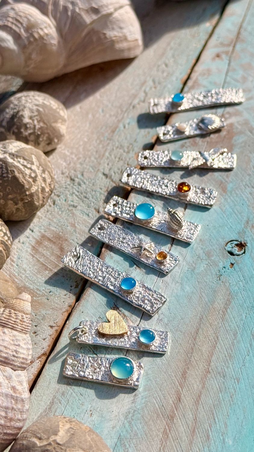 Meerfein ? Silberanhänger/Kette aus 999er und 925er Feinsilber, Möwe, Muschel, Seestern...