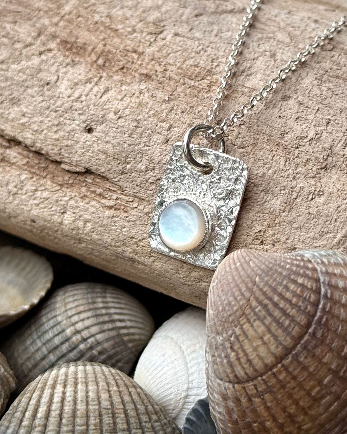 925er Silberanhänger mit Perlmutt