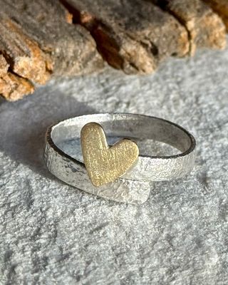 Meerfein ❤️ verstellbarer, gehämmerter Herz Ring, handgeschmiedet aus 925er Silber