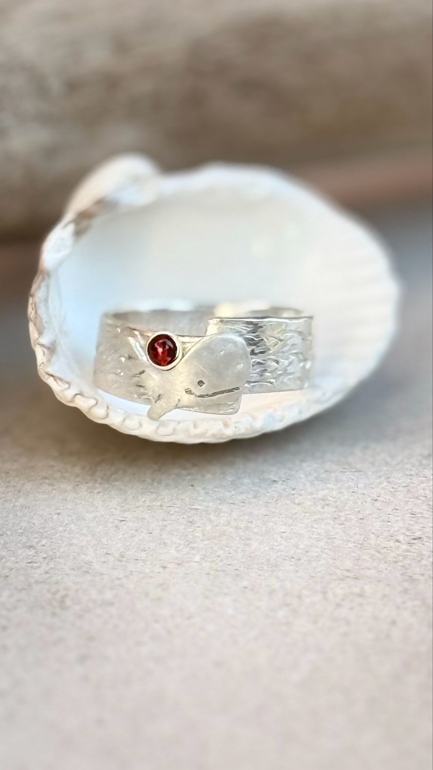 ❤️ Handgefertigter Pottwal Ring ? ein kleines Unikat aus 925er Silber, 3mm Stein ❤️ Handgefertigter Pottwal Ring ? ein kleines Unikat aus 925er Silber, 3mm Stein