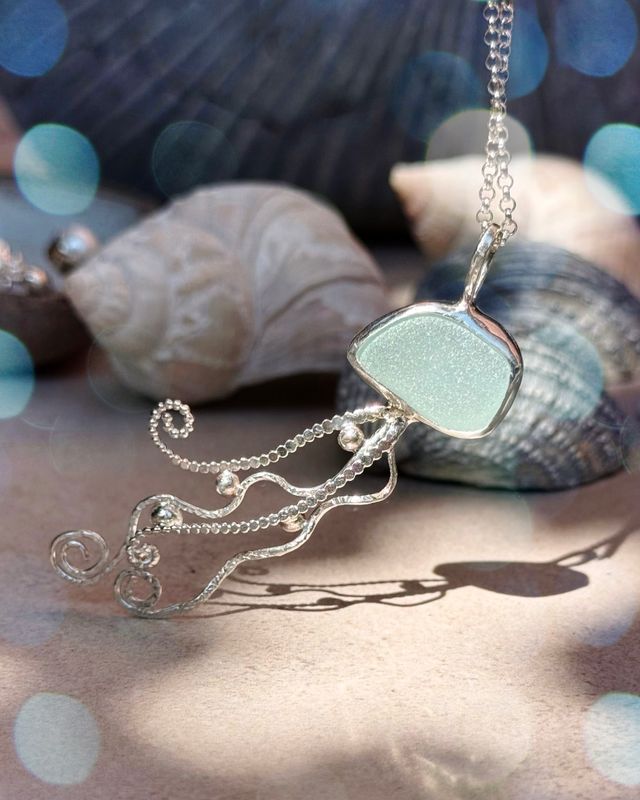 Seeglas/ 925er Silber Anhänger Qualle