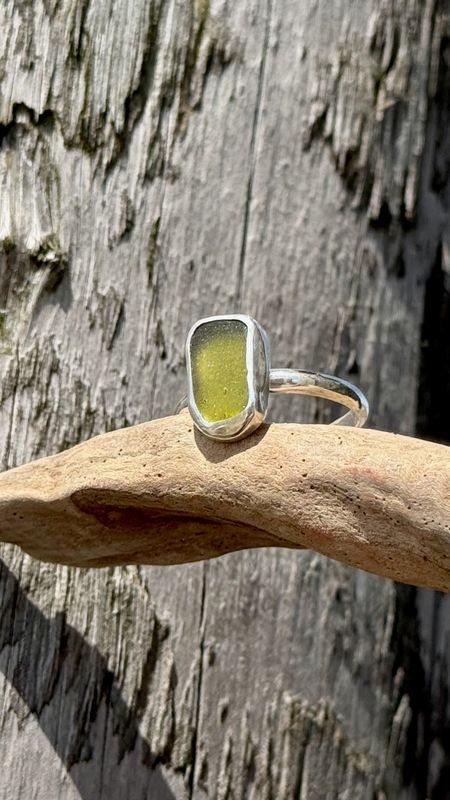 ? Seeglasring olivgrün, handgemacht aus 925/999er Silber ? Seeglasring olivgrün, handgemacht aus 925/999er Silber
