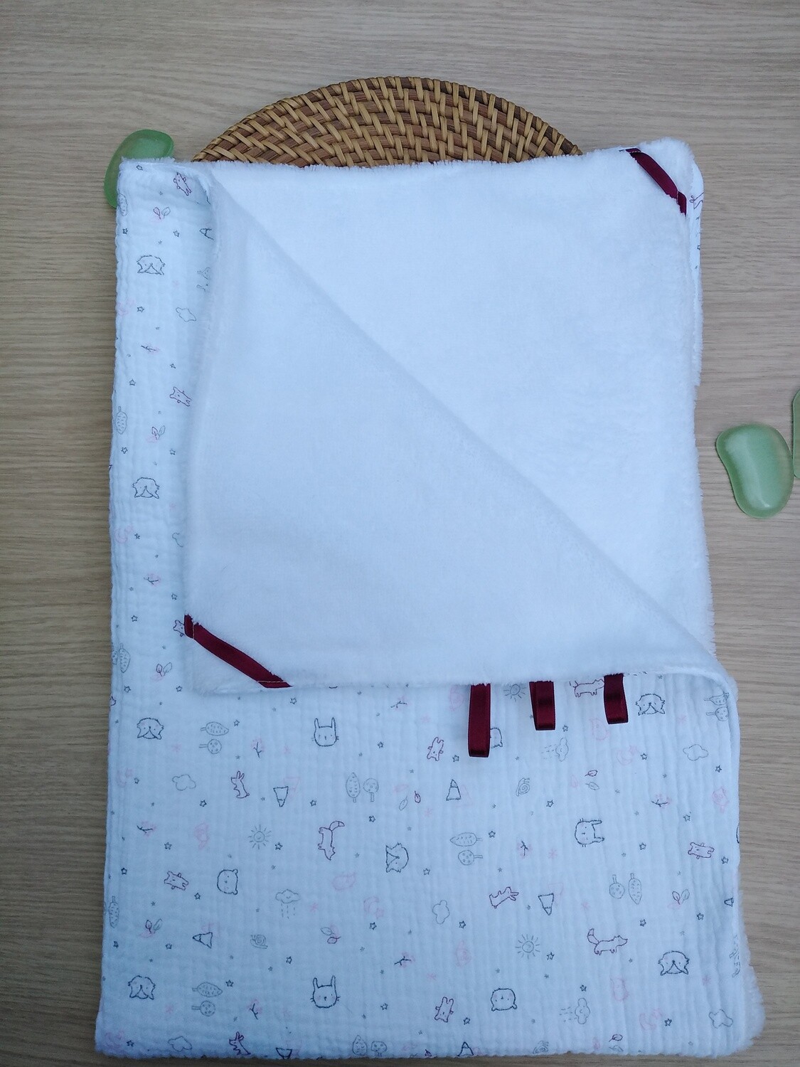 Couverture Bebe Cadeau De Naissance Plaid Naissance Enfant Coton Double Gaze Et Eponge De Bambou Veronpiotcreation Baby Gift Nursery