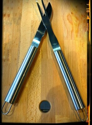 Cuchillo y tenedor largos de acero inoxidable