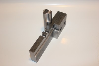 AK Front Trunnion Support Fixture