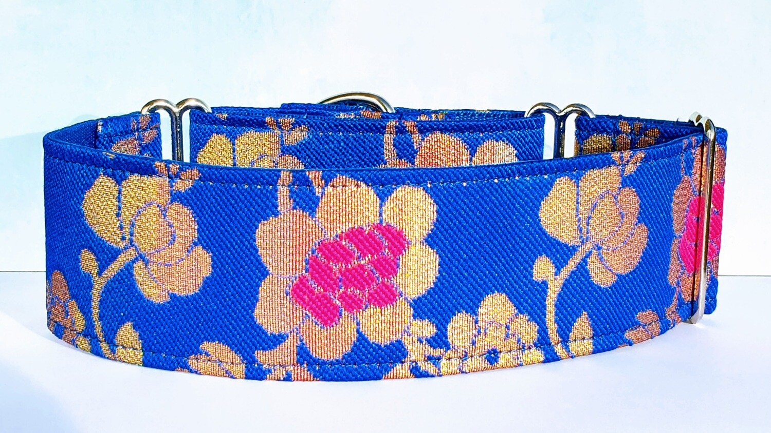 Blue and Gold Flower Japanese Collar
