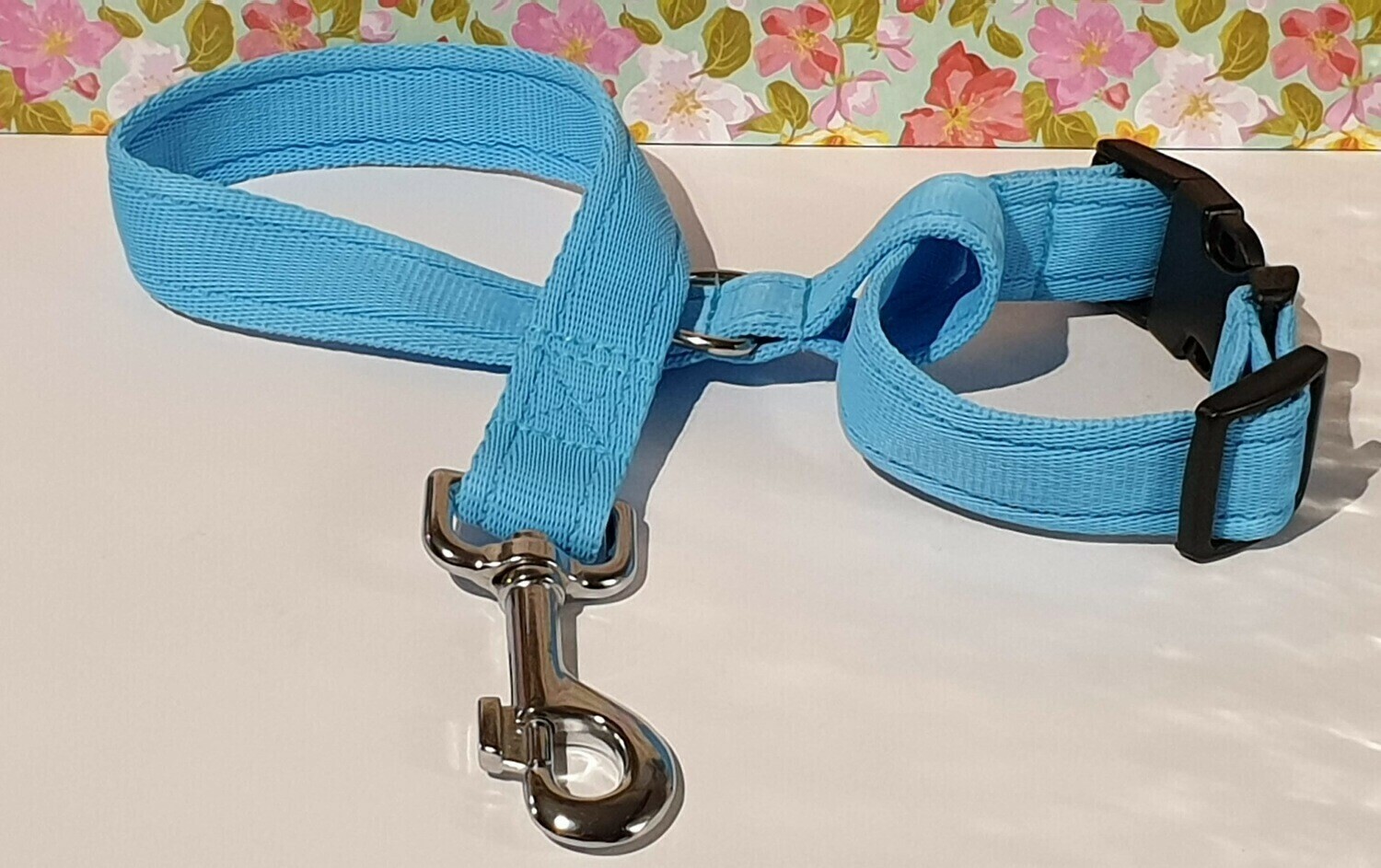 Dog lead wrist strap online