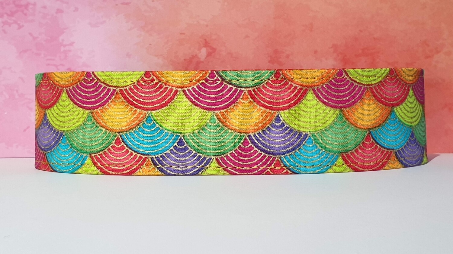Rainbow Scales Japanese Collar