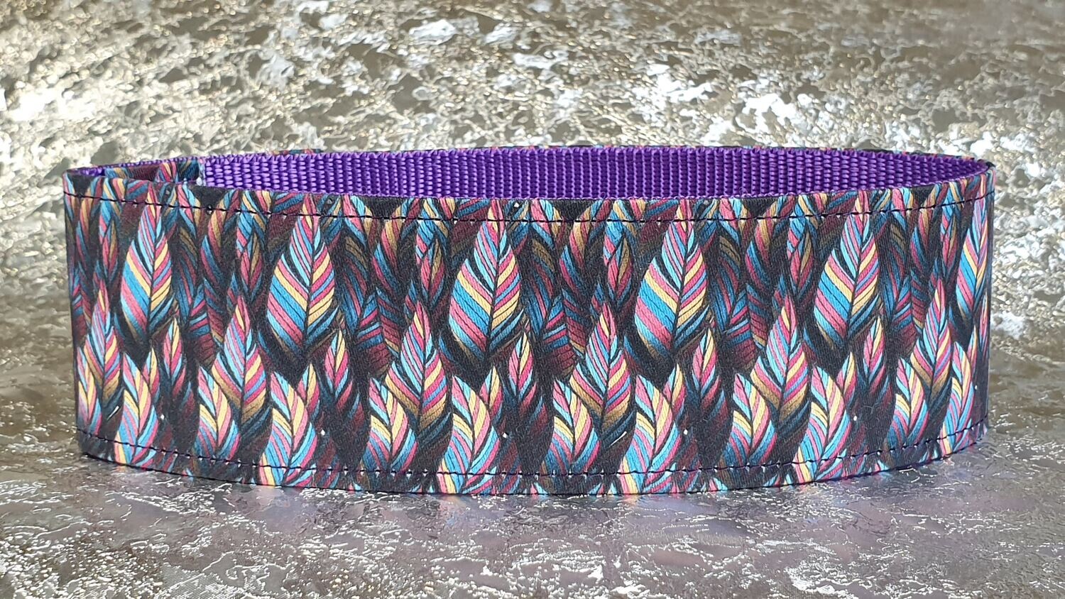 Collar &#39;Coloured Feathers&#39; Martingale, House or Clip