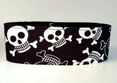 Collar 'Skull and Crossbones'  design Martingale, House or Clip