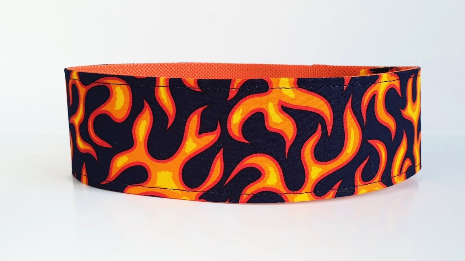 Collar &#39;Flames&#39; a Fire Design Martingale, House or Clip