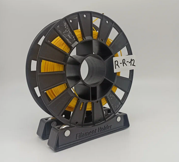 R-R-12 Пластик RELAX REC желтый 1,75 мм, недомот, 290 гр.
