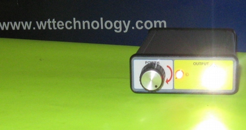 LE-1W-CM: Compact single- channel fiber coupled LED source (regulated power), White