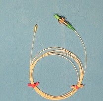 M015C:  single-mode optical fiber collimator;  WD~.22m, ~ 0.5 mm spot