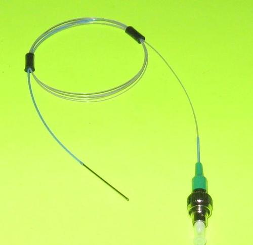 M010-980: Miniature fiber pigtailed optical collimator; 980nm, FC/APC