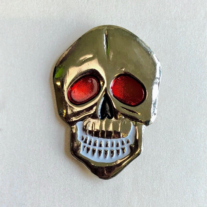Skull 2 Pin