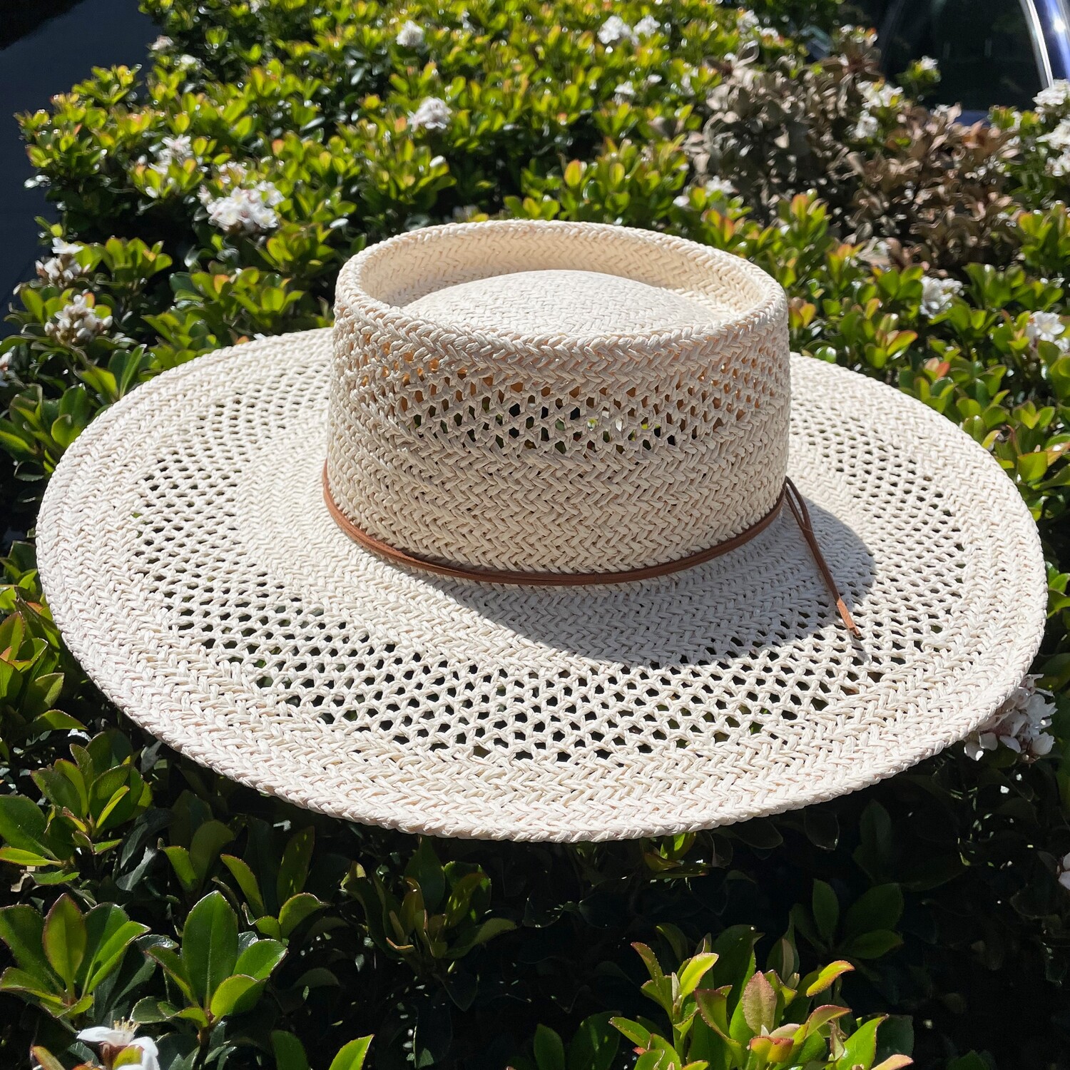 Sun hat - X&#39;s and O&#39;s
