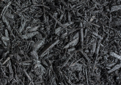 Black Dyed Hardwood Mulch