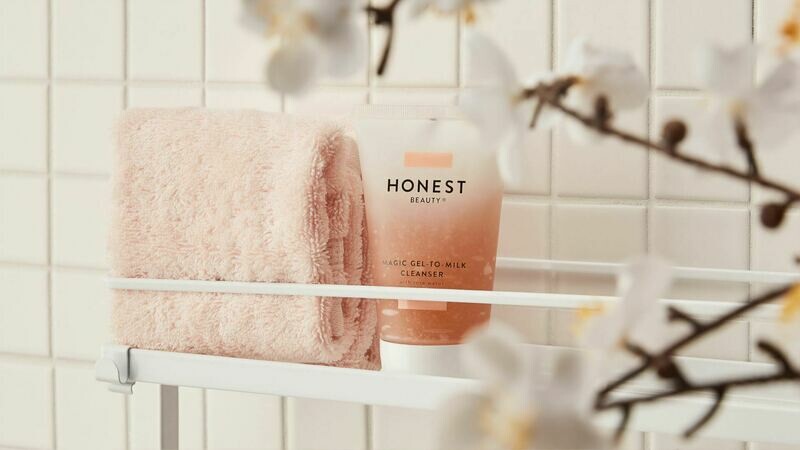 Magic Gel-to-Milk Cleanser