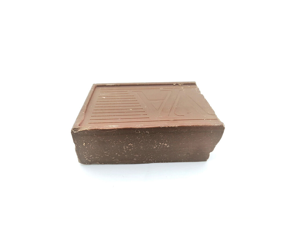 NOVA REGULAR MILK CHOCOLATE