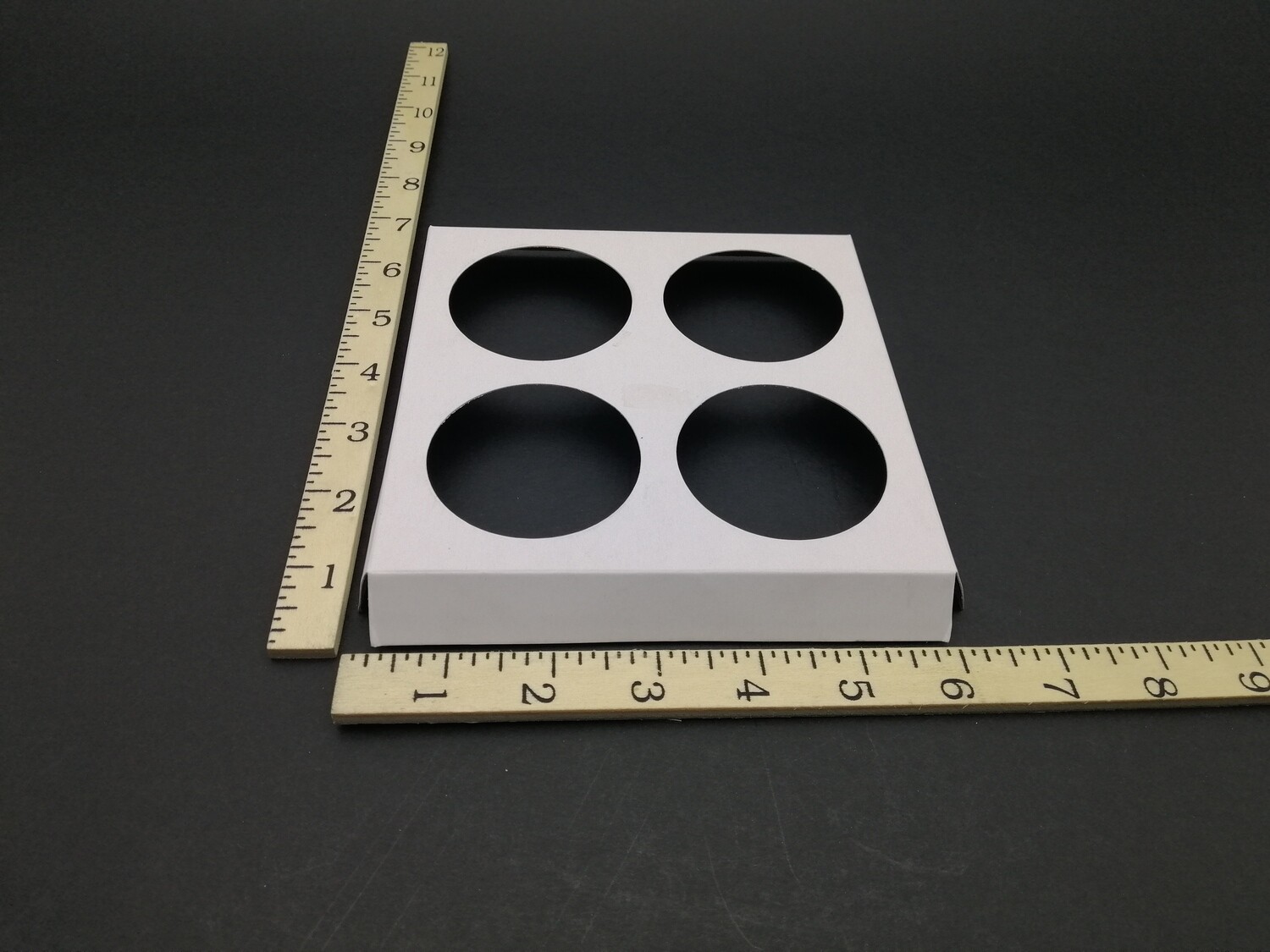 4N1 CUPCAKE HOLDER 20&#39;s (6&quot;x6&quot;)