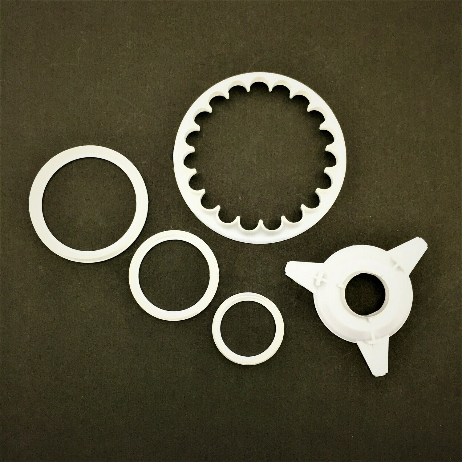 FMM CAKE DECO CUTTER GARRETT FRILL