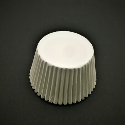 WHITE GREASEPROOF MUFFIN CUPS 100&#39;s