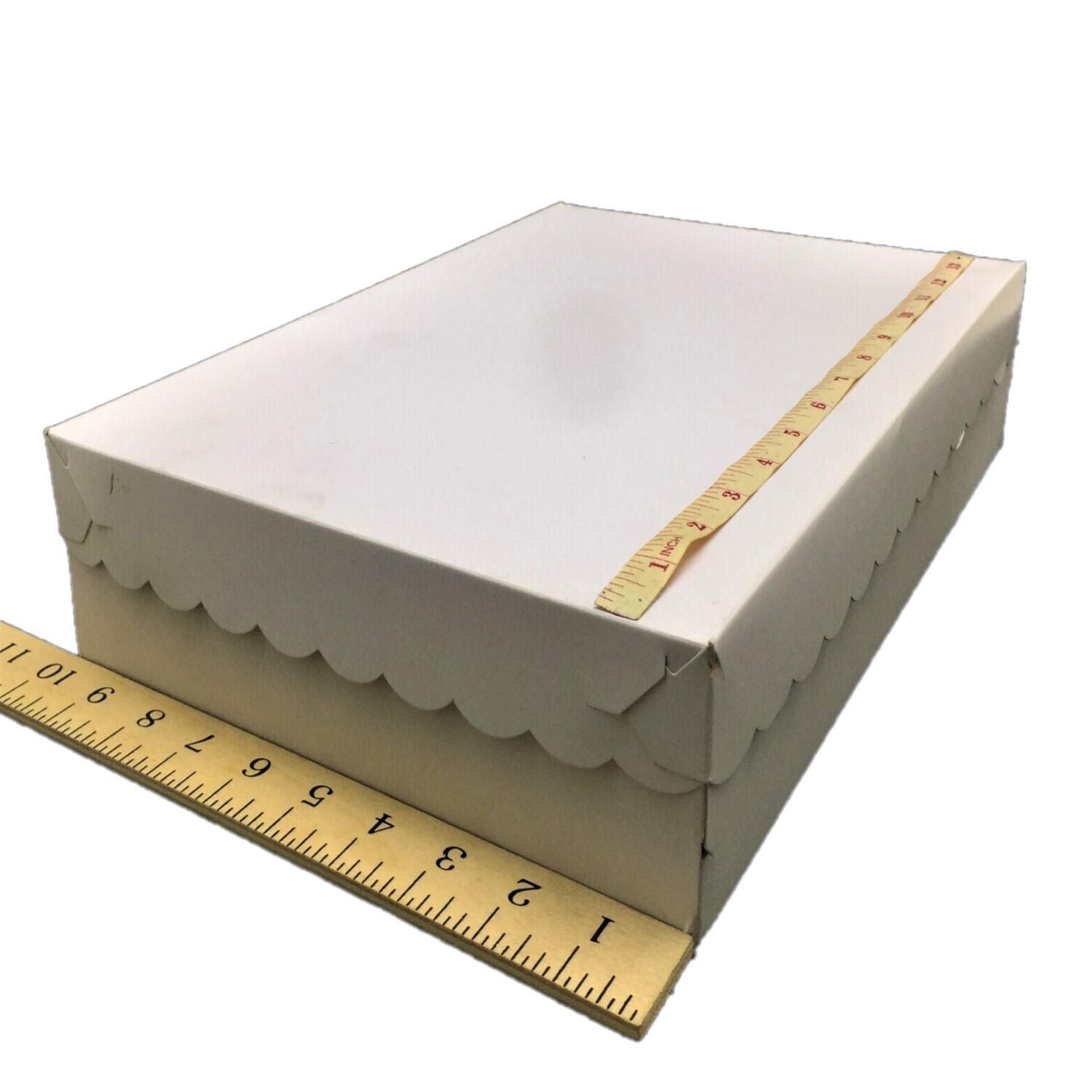 10&quot; X 14&quot; X 3&quot; SCALLOPED ALL WHITE 10&#39;s