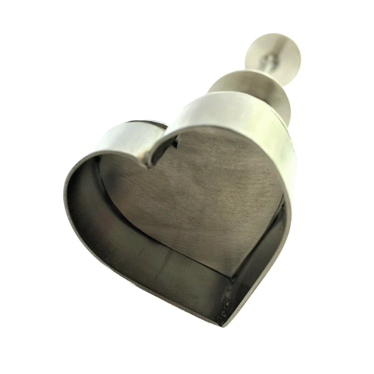 AT S/S PULVORON MOULD HEART 1¼&quot;