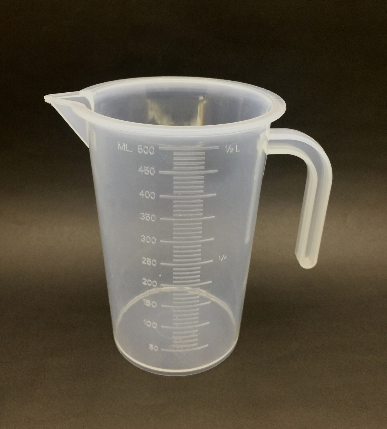 PLASTIC MEASURING CUP 500ml (T5016)