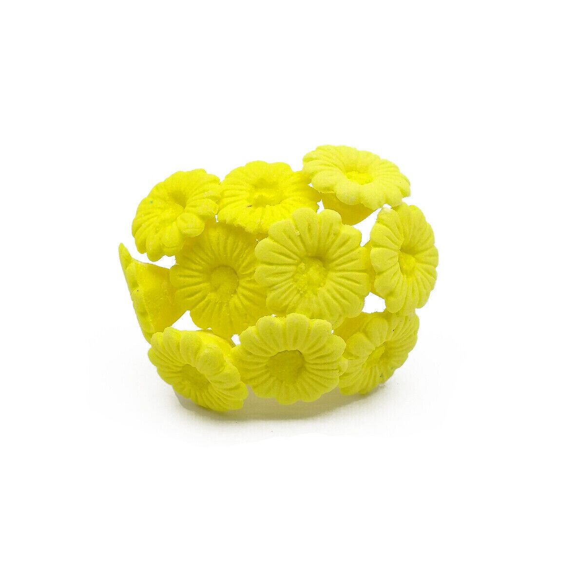 MINI DAISY YELLOW EDIBLE TOPPER 10&#39;s
