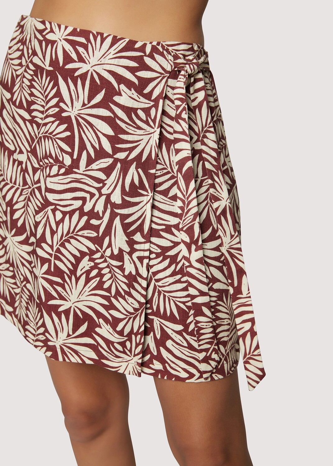 Palm Oasis Skirt Brown