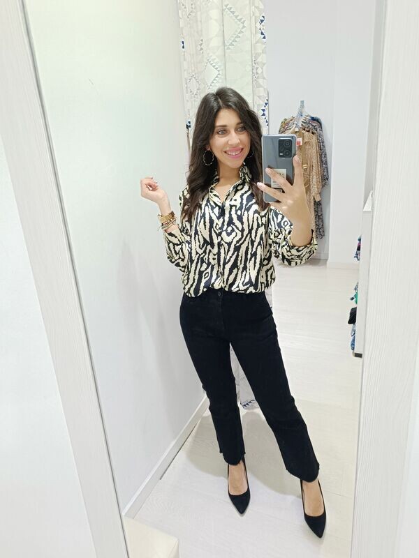 pantalón, negro, flared