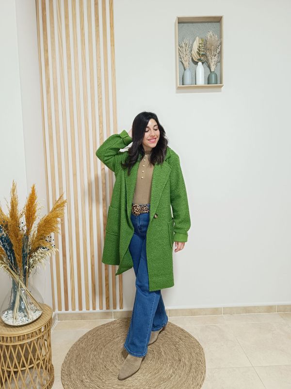 abrigo, verde, solapa