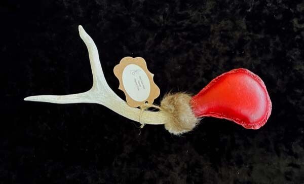 R224 - Medium Deer shed Rattle