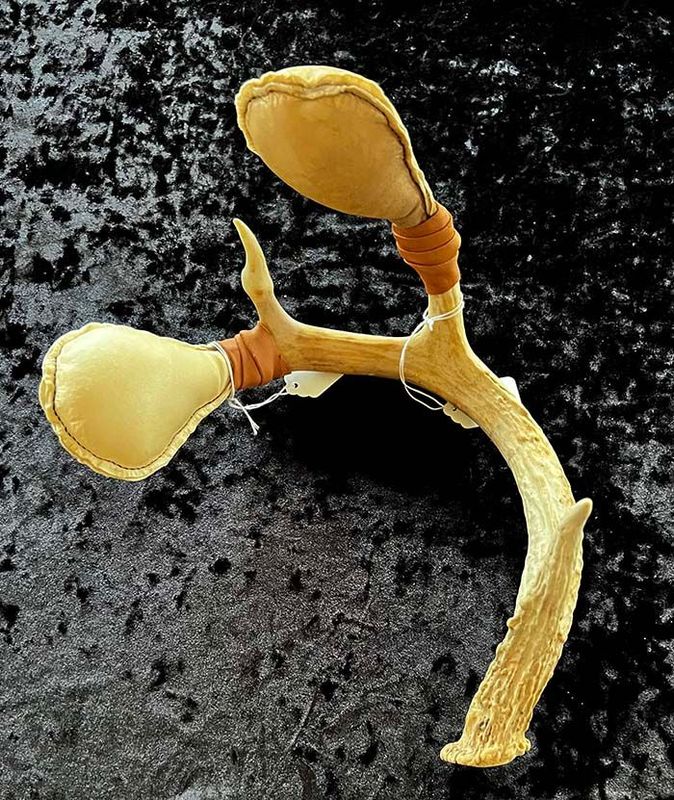 R0303  Double Deer Shed Rattle