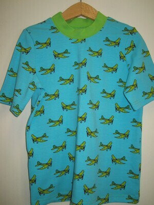 Boy`s shirt