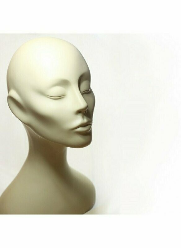 Cabeza maniquí para la práctica del maquillaje