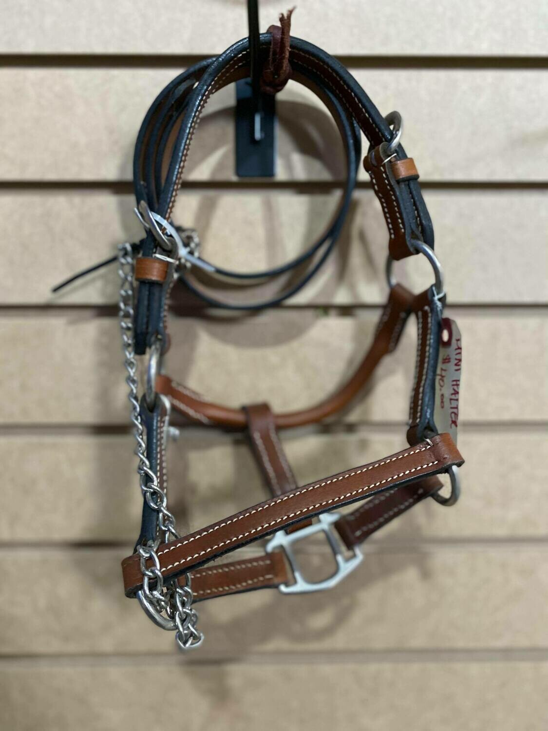 Med Oil Mini Show Halter with Lead