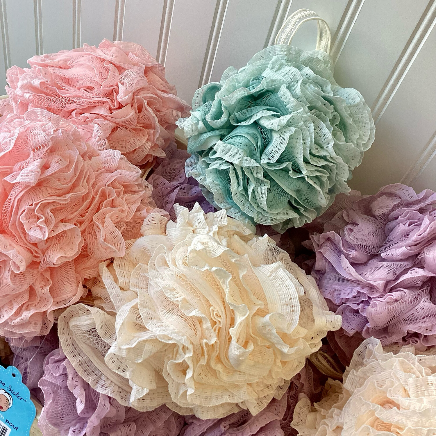 Lace Loofah Poof