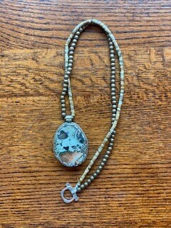 ESIAAM Repousse Stone Bead necklace