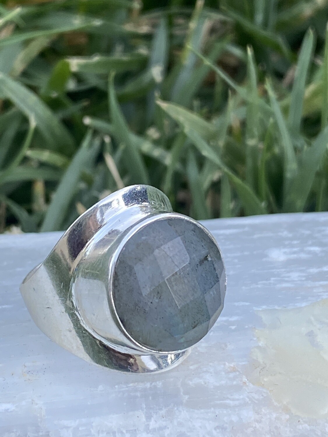 Labradorite Sterling Silver Round Cigar Band Ring, size 7 1/2