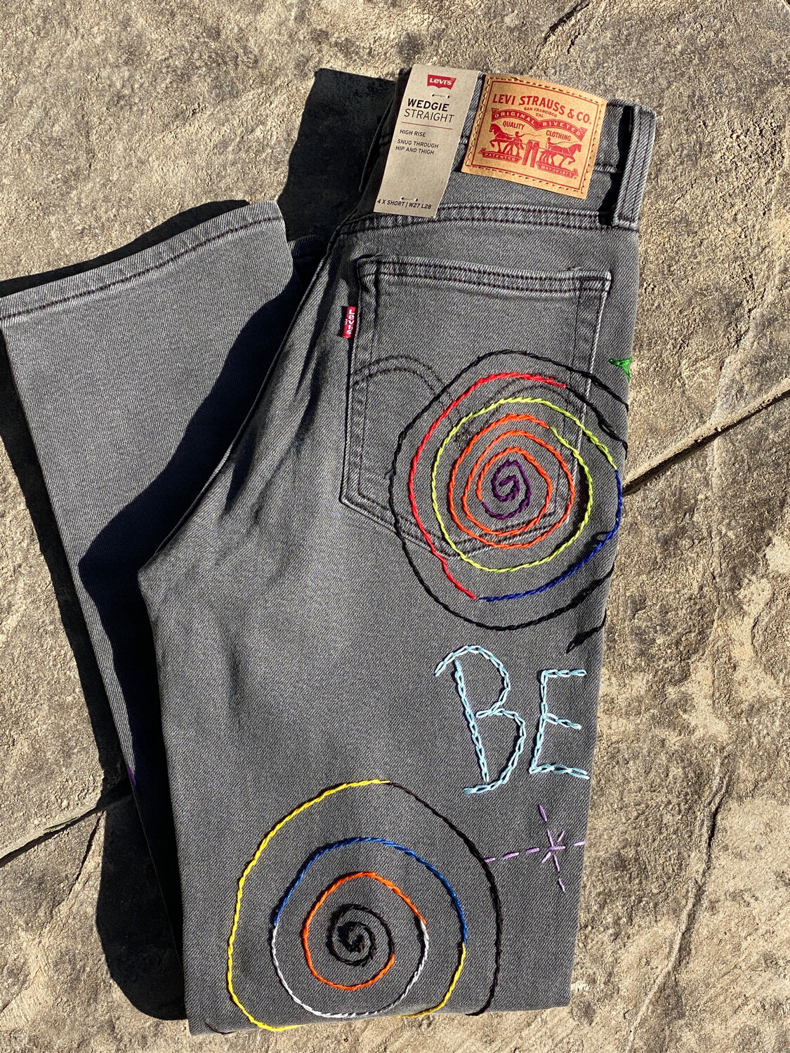 ESIAAM Levi's Embroidered "Be Kind" Gray Jeans 27