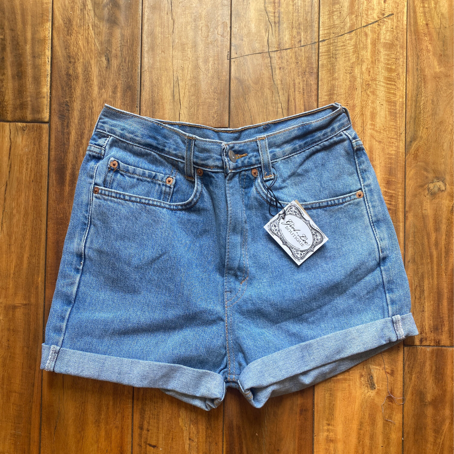 Levi's 550 Re-Done Vintage Rolled Denim Shorts, 28" Waist (a)