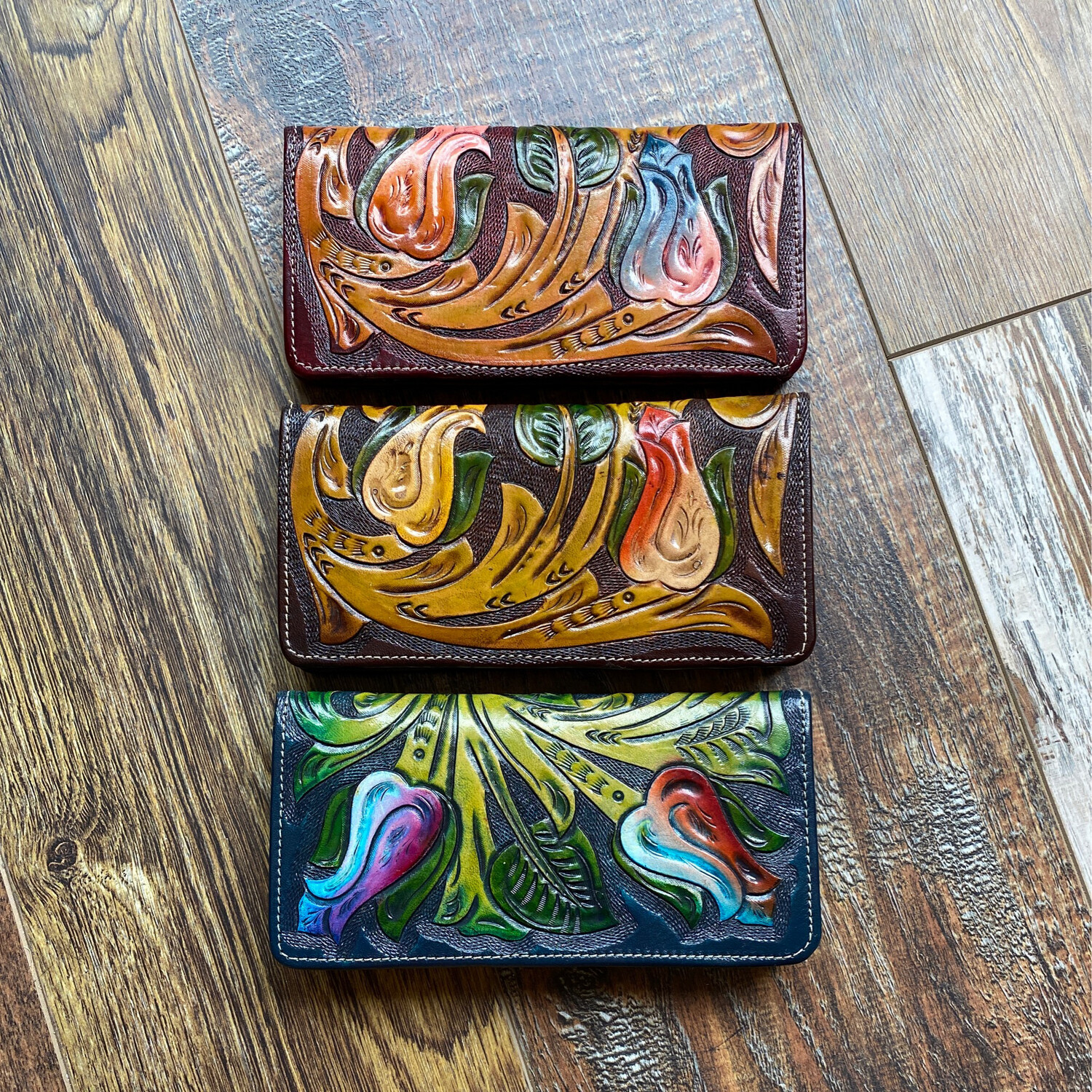 Tooled Leather Small Bi-fold Card Wallet