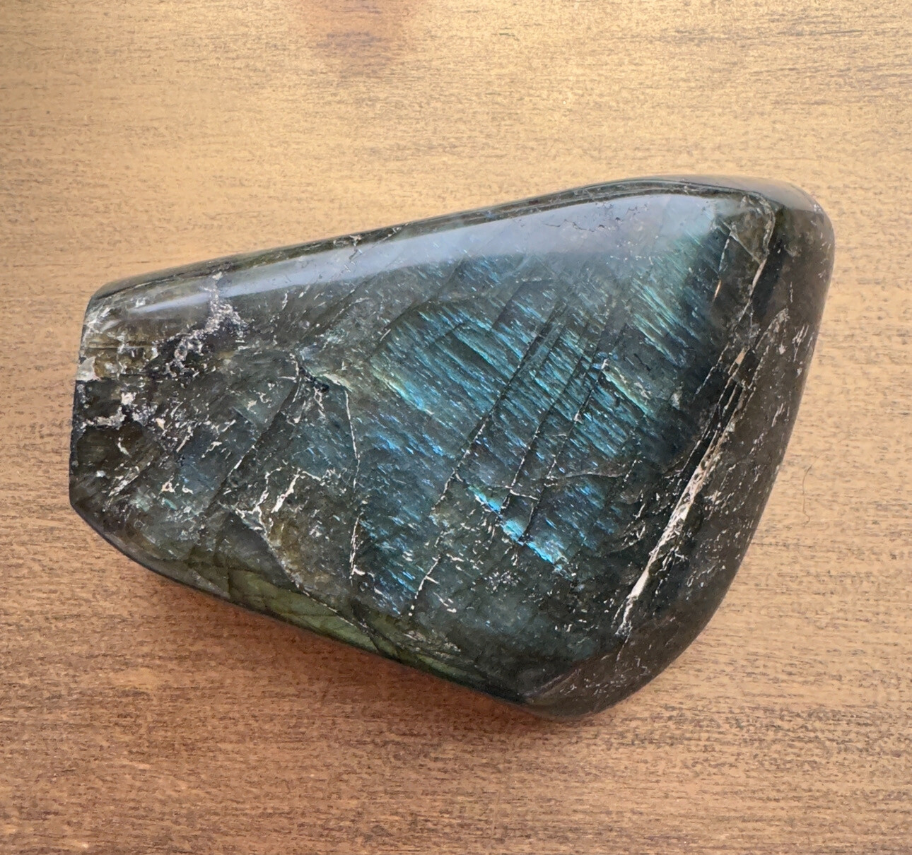 Labradorite Rock (1)